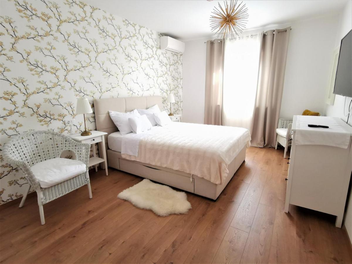 Готель Duplex Maria Di, Free Parking, Sea View Дубровник Екстер'єр фото