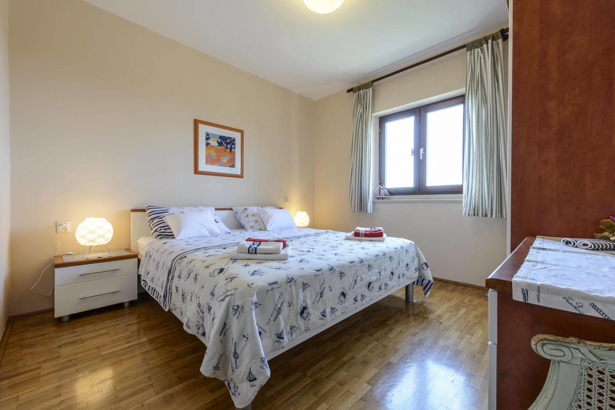 Готель Duplex Maria Di, Free Parking, Sea View Дубровник Екстер'єр фото
